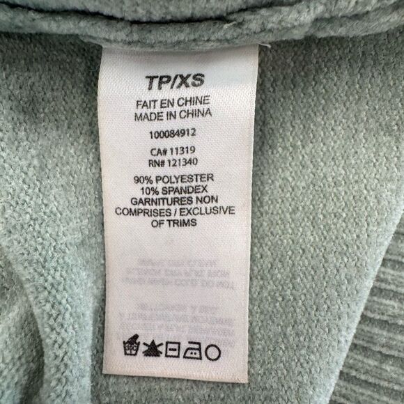 Women's Green Knit Crop Top - Picture 5 of 6